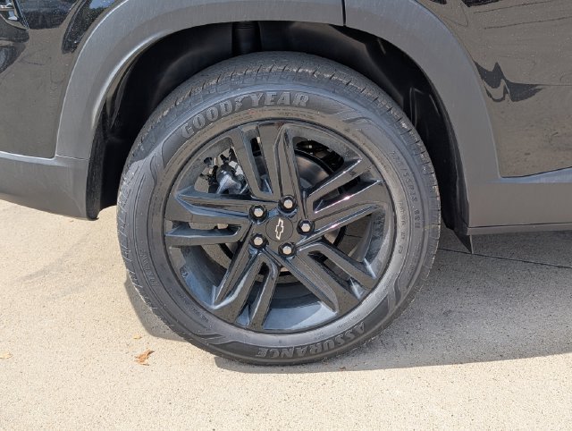 New 2026 Chevrolet Trax ACTIV w/ Driver Confidence Package FWD image 3