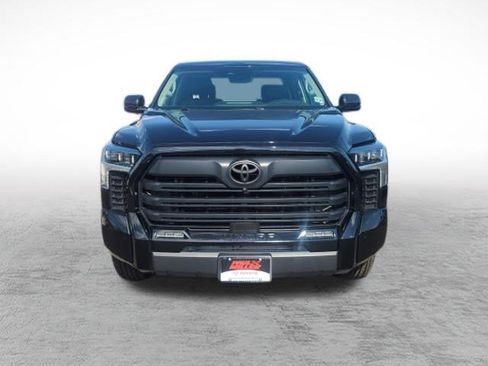 Used 2024 Toyota Tundra Limited AWD/4WD image 2