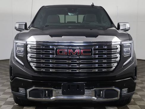 Used 2023 GMC Sierra 1500 Denali w/ Denali Reserve Package AWD/4WD image 15