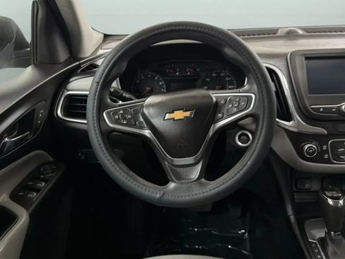 Used 2018 Chevrolet Equinox LS FWD image 10