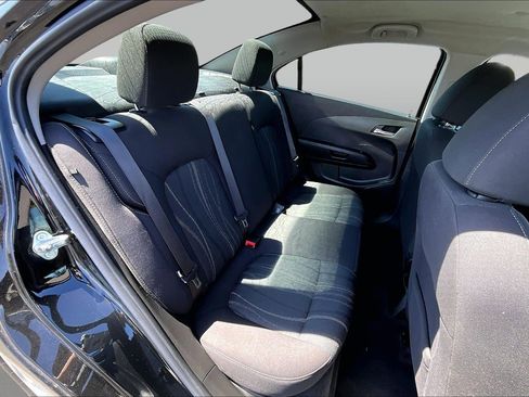 Used 2020 Chevrolet Sonic LT FWD image 25
