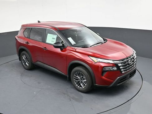 Certified 2026 Nissan Rogue S image 24