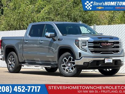 New 2026 GMC Sierra 1500 SLT w/ SLT Premium Package