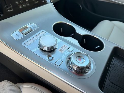 New 2026 Genesis GV70 2.5T Select image 32