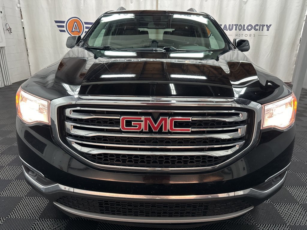 Used 2017 GMC Acadia SLT AWD/4WD image 4
