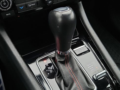 Used 2022 Jeep Compass Trailhawk image 14