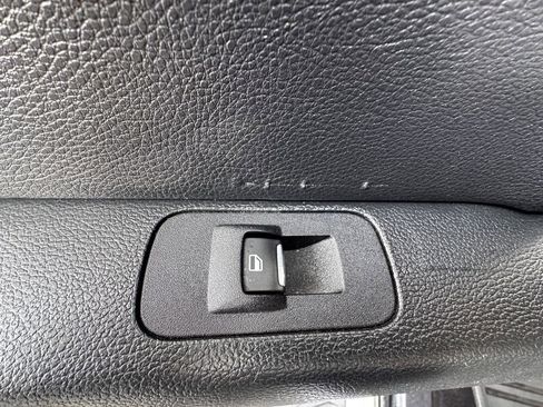 Used 2016 Ford F150 Platinum w/ Technology Package image 42