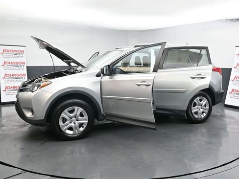 Used 2015 Toyota RAV4 LE image 42