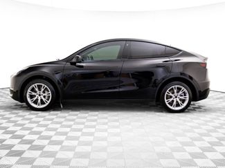 Used 2023 Tesla Model Y Long Range video 2