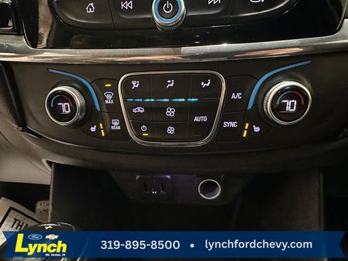 Used 2018 Chevrolet Traverse RS image 13