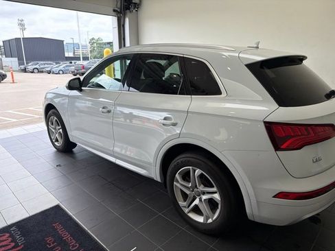 Used 2019 Audi Q5 2.0T Premium AWD/4WD image 4