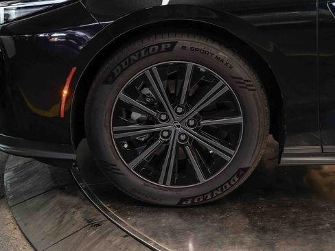 Used 2026 Lexus ES 350e w/ Convenience Package FWD image 9
