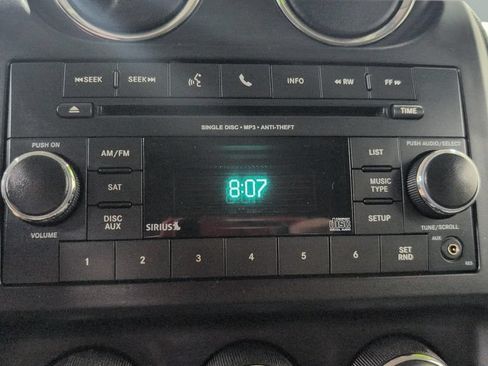 Used 2017 Jeep Patriot Sport FWD image 12