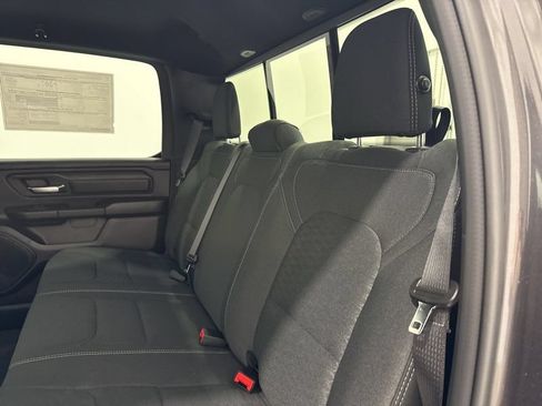 New 2026 RAM 1500 Express AWD/4WD image 17