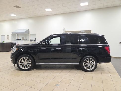 Used 2018 Ford Expedition Limited w/ Equipment Group 302A image 2