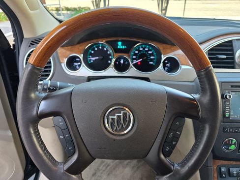 Used 2012 Buick Enclave Premium FWD image 5