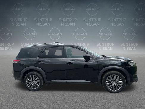 Used 2025 Nissan Pathfinder SL w/ SL Premium Package FWD image 42