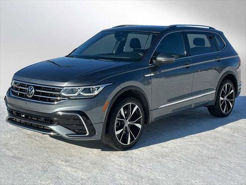Used 2022 Volkswagen Tiguan SEL R-Line image 7
