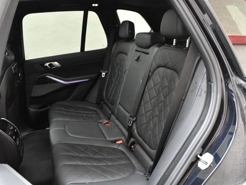 Used 2023 BMW X5 xDrive40i w/ M Sport Package AWD/4WD image 18