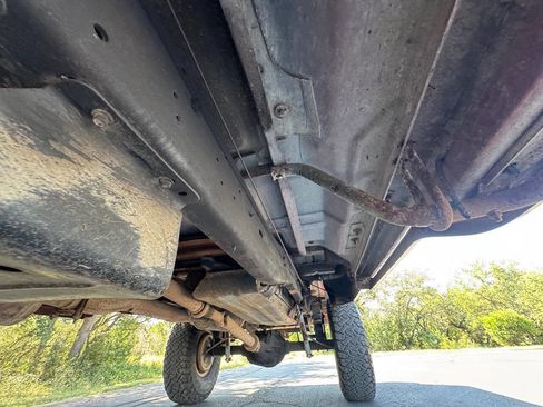 Used 1997 Ford F250 XLT image 22