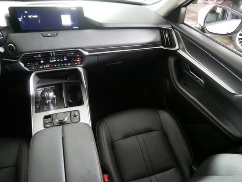 Certified 2025 MAZDA CX-90 3.3 Turbo w/ Preferred Package image 11