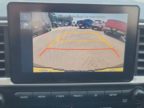 Used 2023 Hyundai Venue SEL FWD image 14
