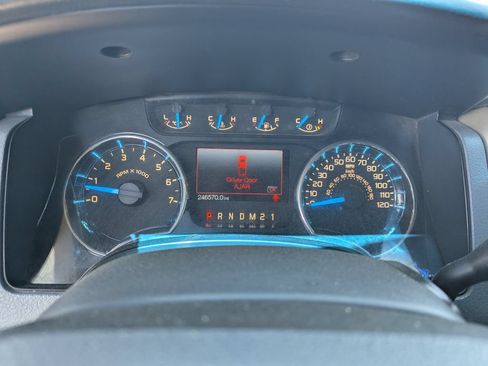 Used 2014 Ford F150 XLT w/ Equipment Group 302A Luxury AWD/4WD image 20