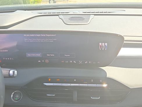 New 2026 Buick Enclave Avenir w/ Super Cruise Package FWD image 27