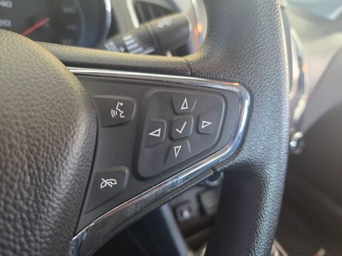 Used 2019 Chevrolet Cruze LT FWD image 31