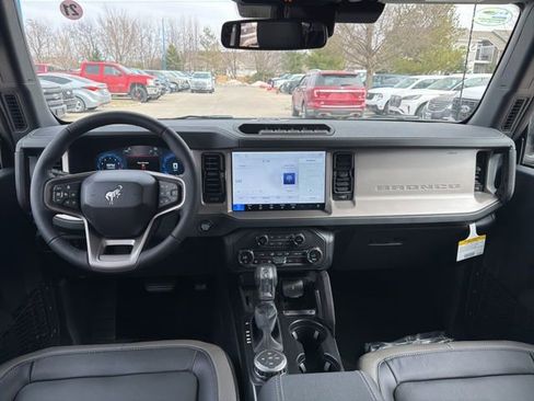 New 2026 Ford Bronco Outer Banks image 14