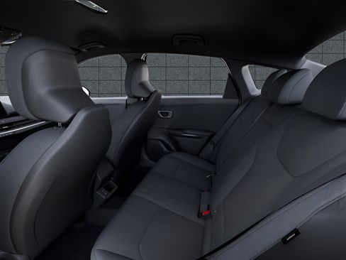 New 2026 Kia K4 LXS image 18