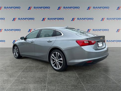 Used 2023 Chevrolet Malibu LT image 3