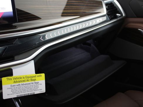 New 2026 BMW X7 xDrive40i w/ M Sport Package image 29