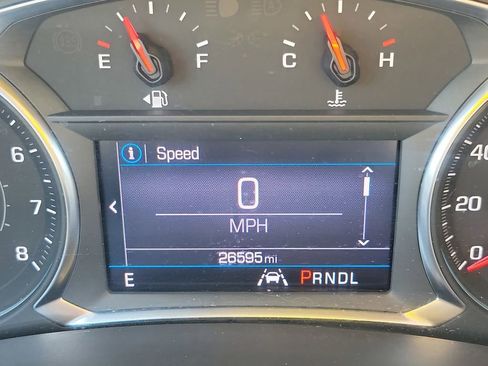 Certified 2023 Chevrolet Equinox LS w/ LS Convenience Package FWD image 18