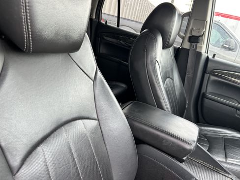 Used 2014 Buick Enclave Leather AWD/4WD image 13