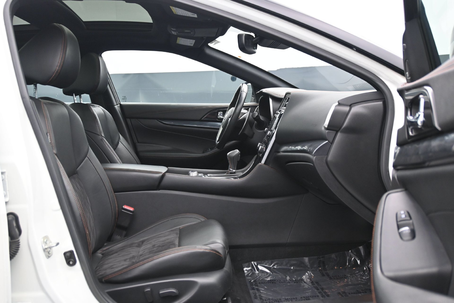 Used 2021 Nissan Maxima SR FWD image 13