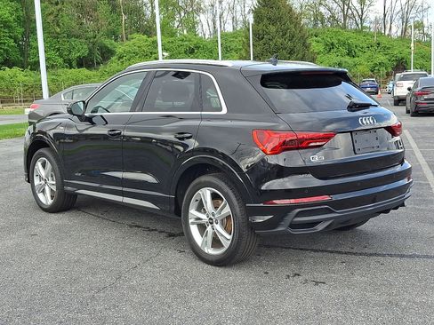 Used 2023 Audi Q3 2.0T Premium w/ 19" Wheel Package AWD/4WD image 4