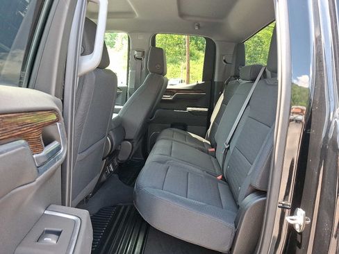 Used 2023 GMC Sierra 1500 SLE AWD/4WD image 10