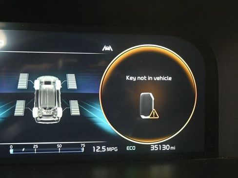 Used 2023 Kia Sorento SX Prestige image 9