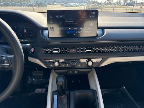 Certified 2026 Honda Accord SE image 18