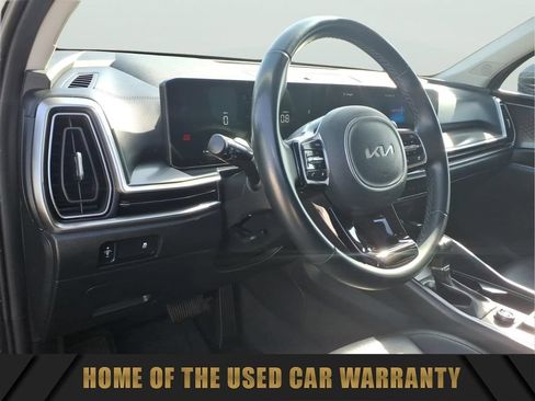 Used 2025 Kia Sorento S FWD image 16
