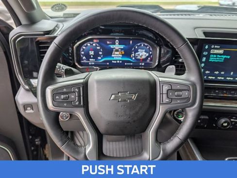 Used 2025 Chevrolet Silverado 1500 LT Trail Boss w/ LPO, Dark Essentials Package AWD/4WD image 14