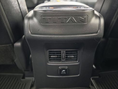 Used 2018 Nissan Titan SL w/ Midnight Edition image 86
