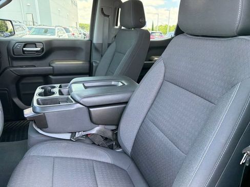 Used 2022 Chevrolet Silverado 1500 Custom w/ Safety Confidence Package AWD/4WD image 18