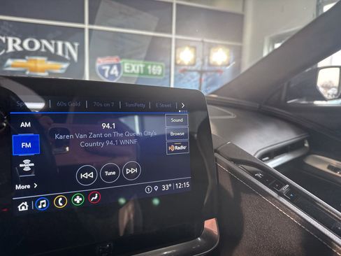 Used 2021 Chevrolet Corvette Stingray Coupe w/ 1LT image 26