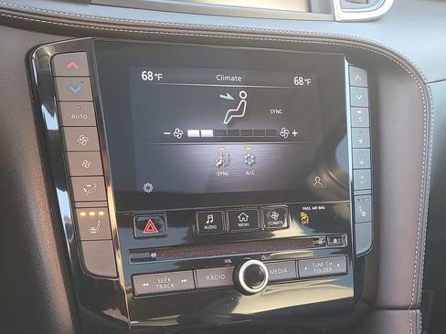 Used 2023 INFINITI QX50 Luxe image 23