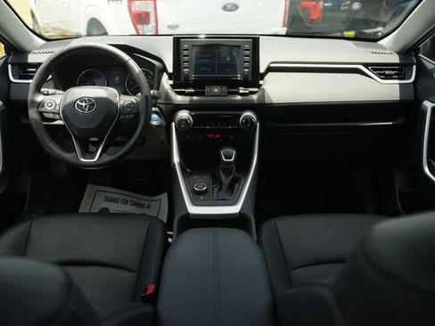 Used 2021 Toyota RAV4 XLE Premium AWD/4WD image 21