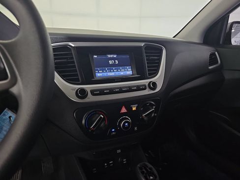 Used 2022 Hyundai Accent SE FWD image 19
