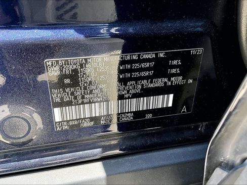 Used 2024 Toyota RAV4 XLE AWD/4WD image 9