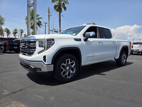 New 2025 GMC Sierra 1500 SLT w/ Max Trailering Package image 2